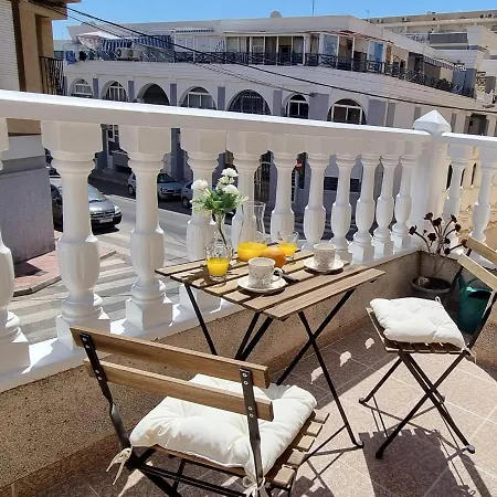 Precioso Cerca De Todo * Torrevieja